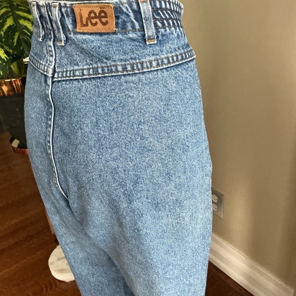 Vintage LEE High-Waisted Jeans - Picture 7 of 7